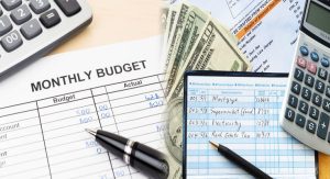 Using a Living Expenses Calculator