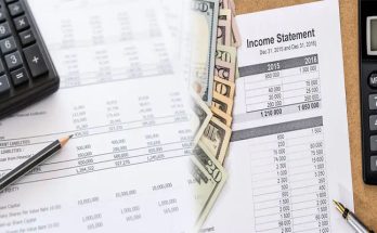 How to Calculate Expenses on Income Statement